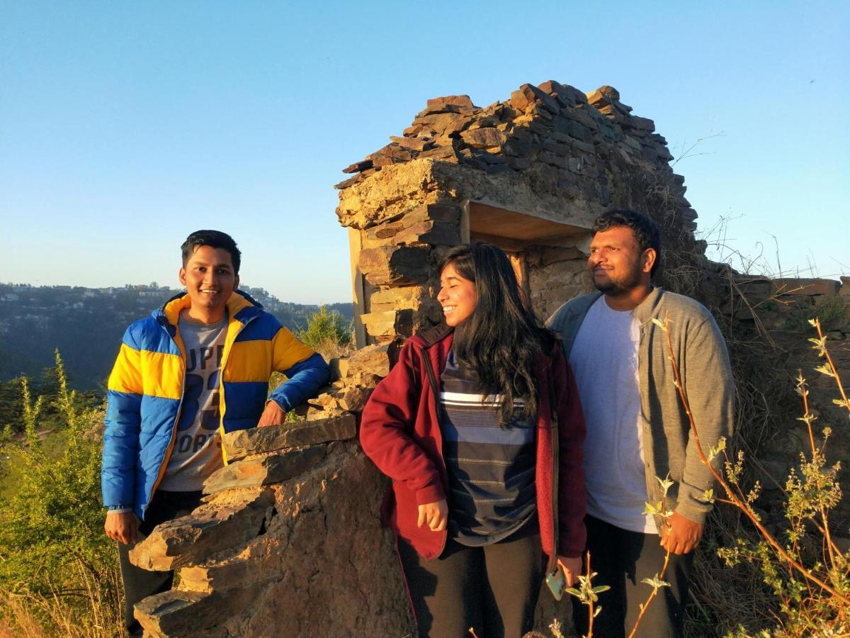 Neha Homestay Shimla Eksteriør billede